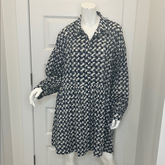 Cleobella Navy Blue and White Checkered Long Sleeve Dress - Picture 1 of 10